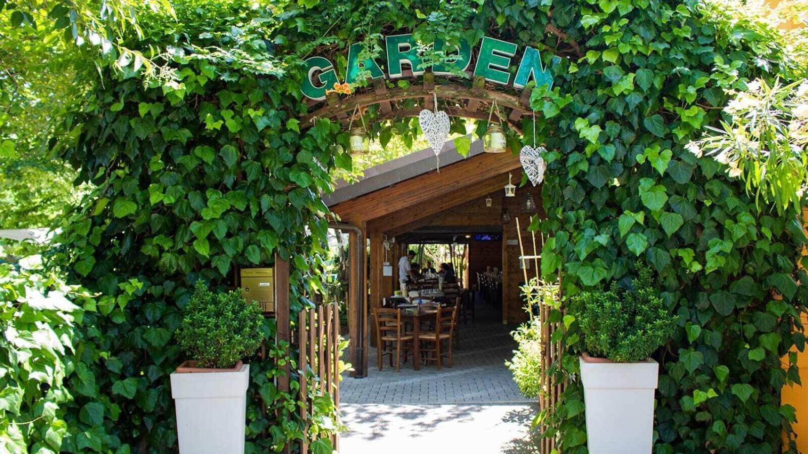 Garden Village San Marino Bagian luar foto