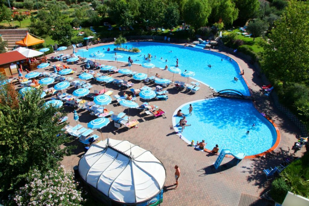 Garden Village San Marino Bagian luar foto